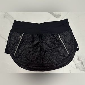 Lululemon Hot Cheeks Black Skirt Size 6